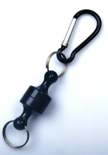MAGNETICKÝ DRŽÁK